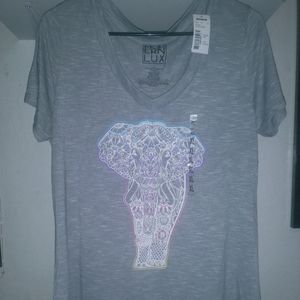 Modern Lux Graphic T-Shirt